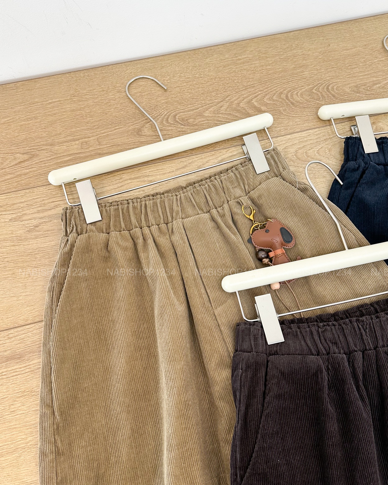 Quần Short Số 168-D 8180 LT Gân+MK Cún