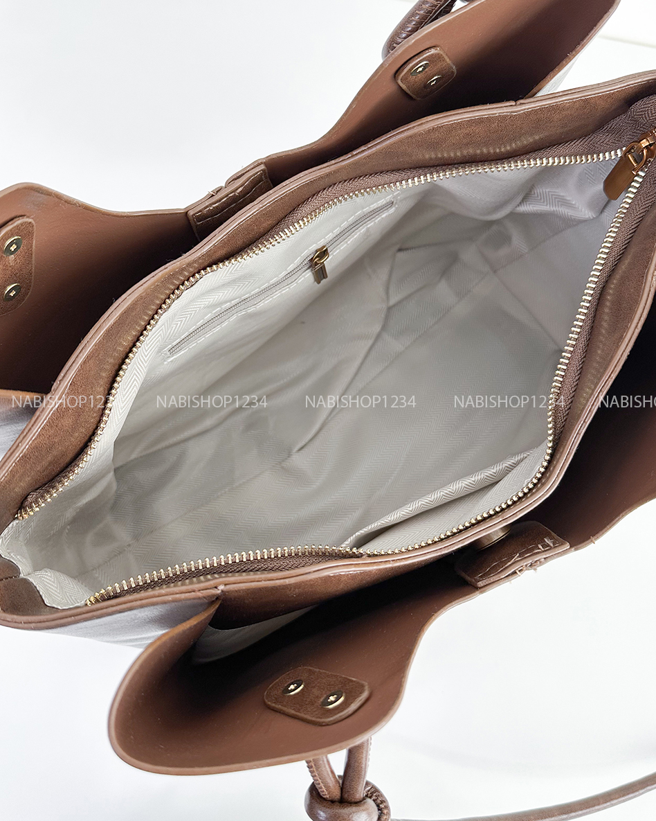 Túi Số 178-H 8668 Da 3 Ngăn + MK Kem