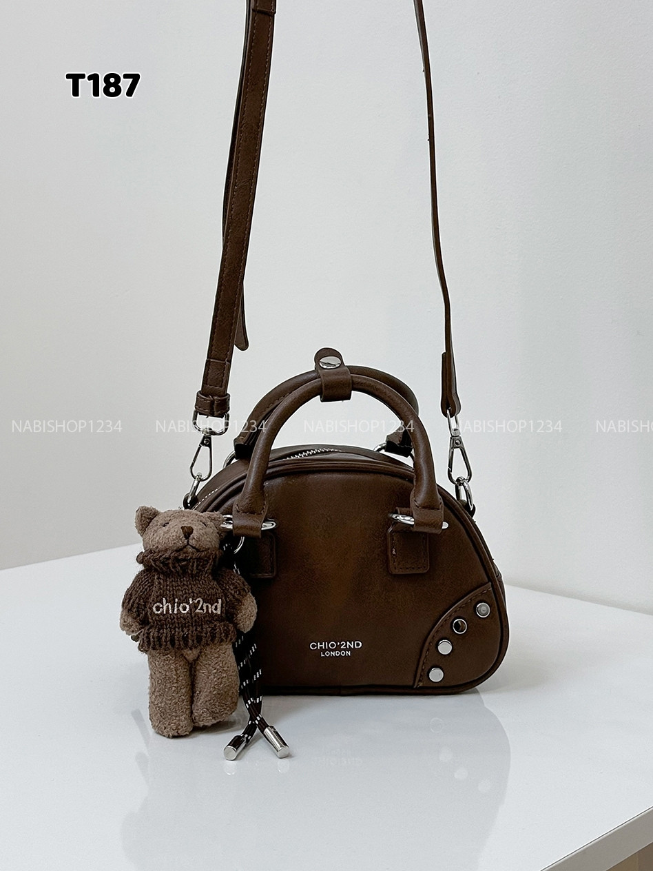 Túi Số 187-H Đeo Chéo Chio Đinh + MK Gấu