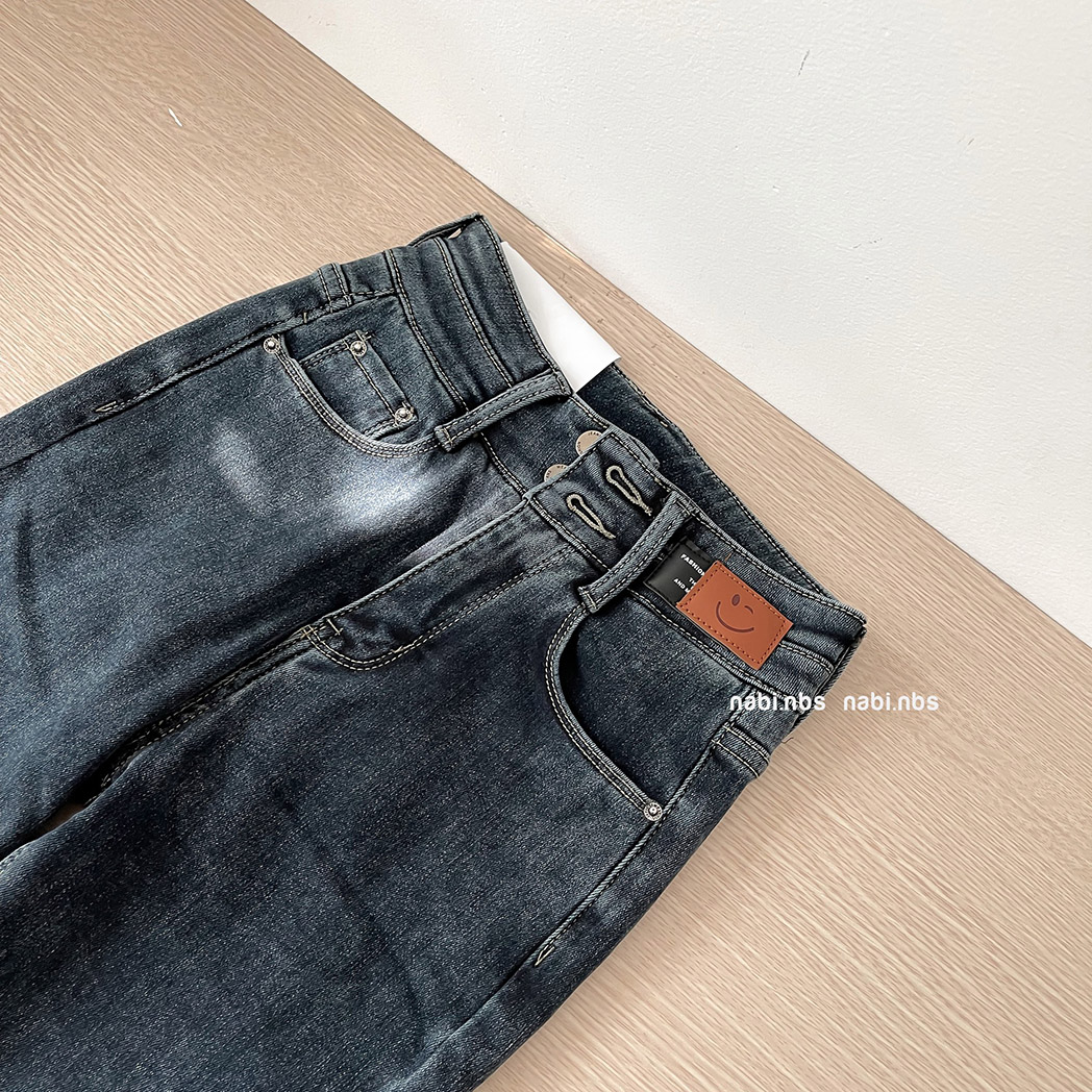 (SC99K) 1105 Quần Jean Ôm Sticker Mặt Cười