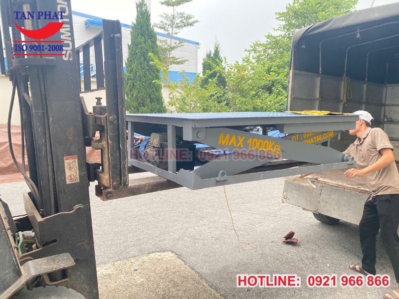 Bàn nâng thủy lực 1000kg lắp đặt tại Phú Thọ