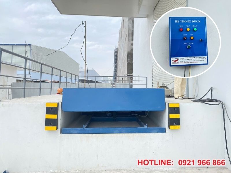Tủ điều khiến sàn nâng thủy lực 6 tấn