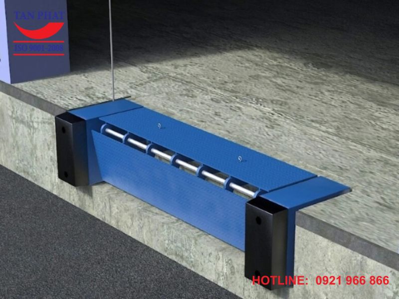 Mini Dock Leveller