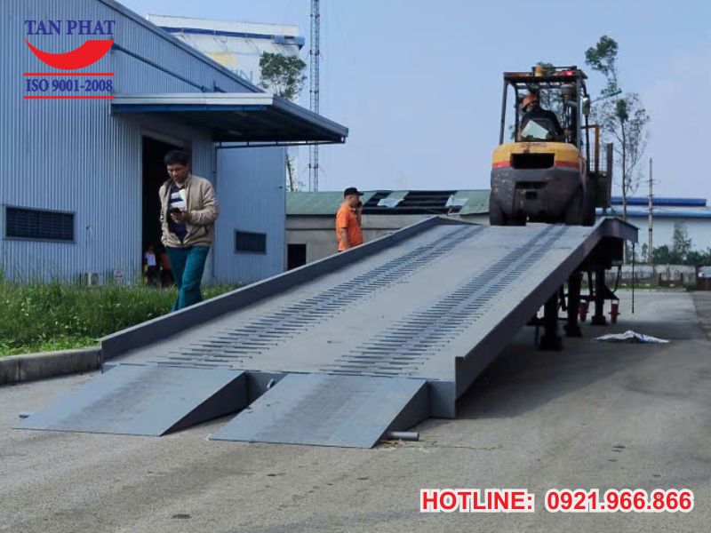 Quy trình triển khai dự án bàn giao cầu dẫn xe nâng tại Nghệ An