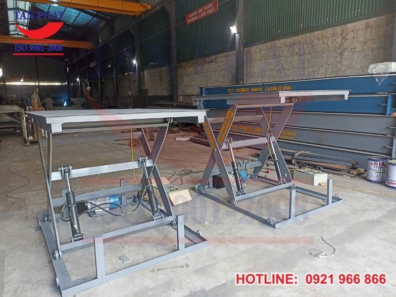 Tân Phát - Đơn vị sản xuất bàn nâng thủy lực uy tín, giá tốt