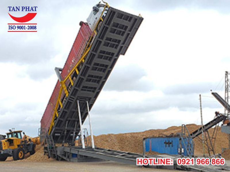 Tân Phát - đơn vị cung cấp bàn nâng đổ liệu uy tín, chất lượng