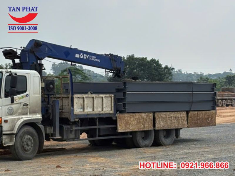 Tiến hành vận chuyển bàn cân, thiết bị cân tới Phú Thọ để lắp đặt