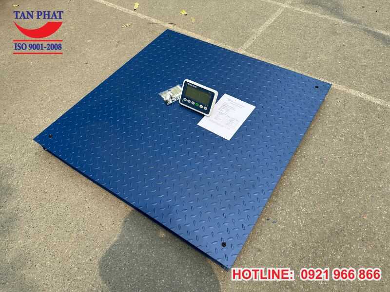 Hình ảnh thực tế: Cân sàn Mettler Toledo được nhập khẩu nguyên chiếc bởi Tân Phát