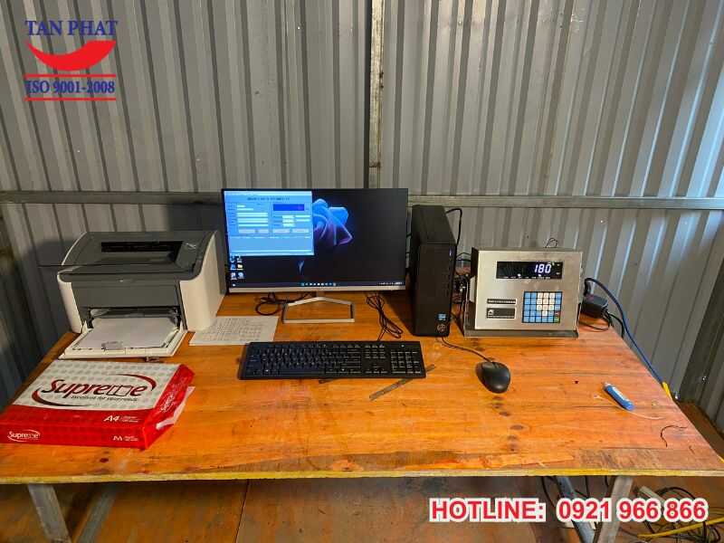 Phòng điều hành hệ thống trạm cân điện tử 30 tấn