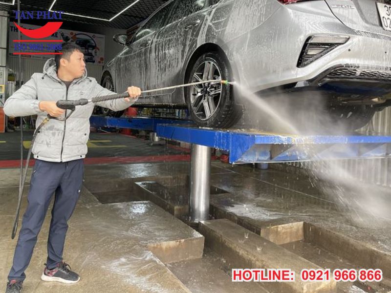Ứng dụng trong cầu nâng rửa xe