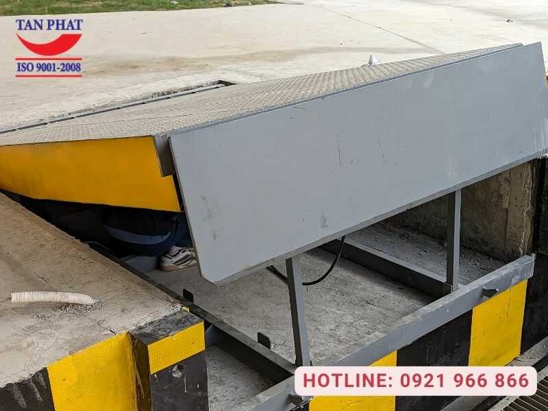 Quy tắc an toàn lao động vận hành dock leveler