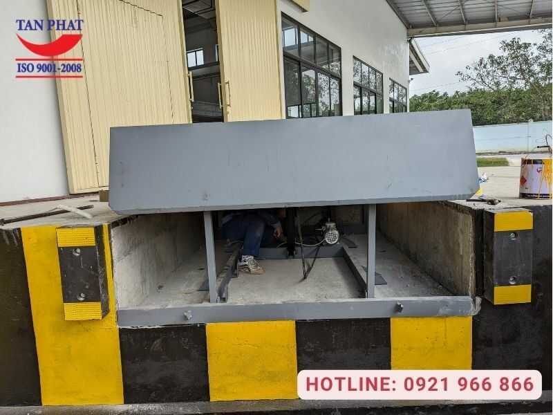Quy tắc an toàn lao động vận hành dock leveler