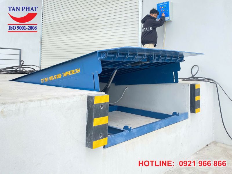 Dock Levevler 10 Tấn