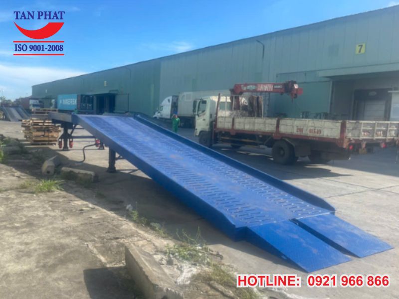 Tại sao doanh nghiệp tại KCN Đình Vũ cần cầu dẫn container?