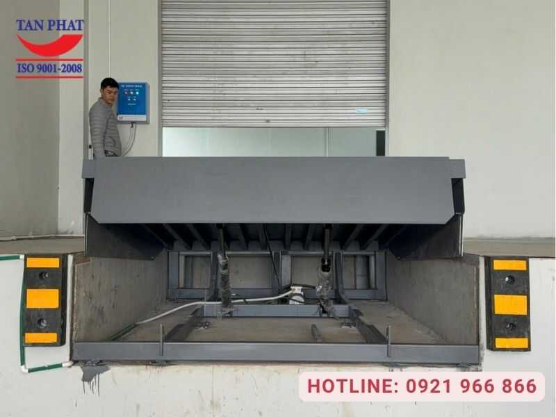 Cách tính tải trọng sàn nâng thủy lực