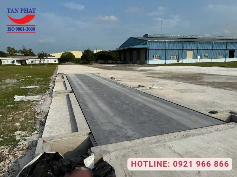 Tân Phát lắp đặt cân ô tô 18m, 80 tấn Hà Nam