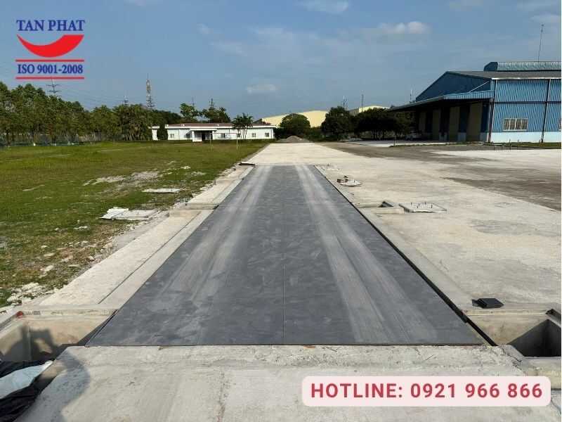 Tân Phát lắp đặt cân ô tô 18m, 80 tấn Hà Nam