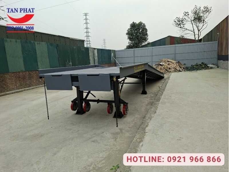 Cầu dẫn xe nâng 10 tấn Hà Nội