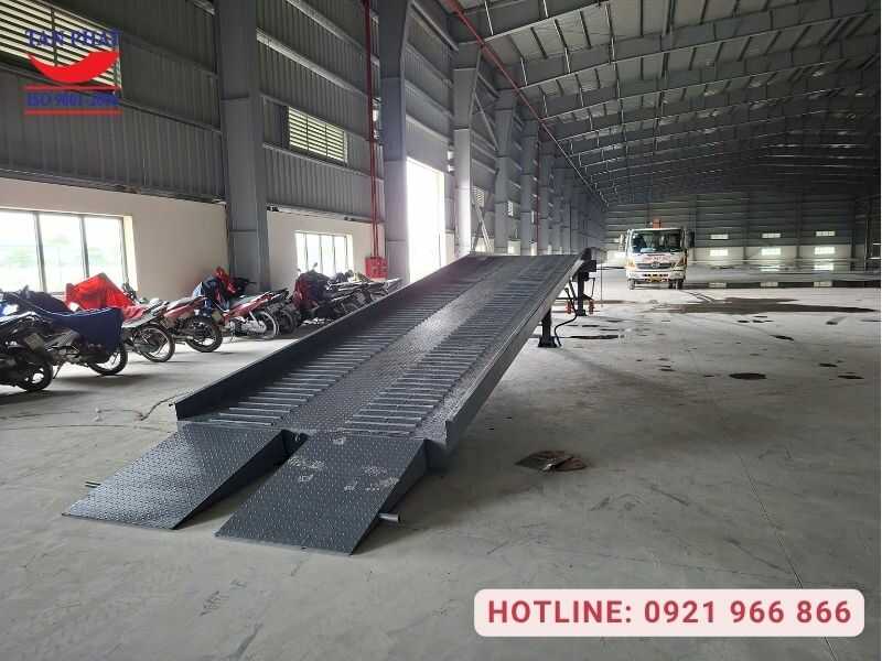 Dự án cầu dẫn xe nâng 12 tấn Ninh Bình