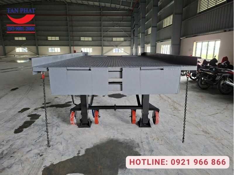 Dự án cầu dẫn xe nâng 12 tấn Ninh Bình