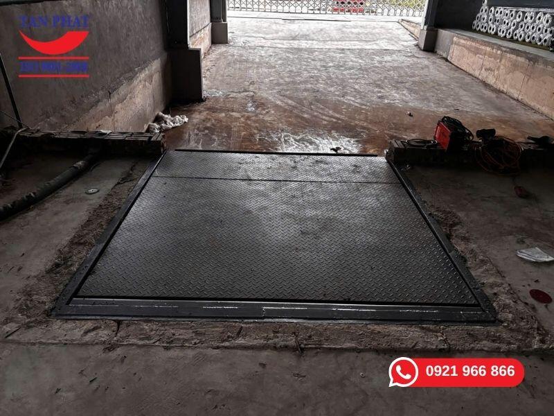Dock Leveler 6 Tấn Giao Tại Hải Phòng