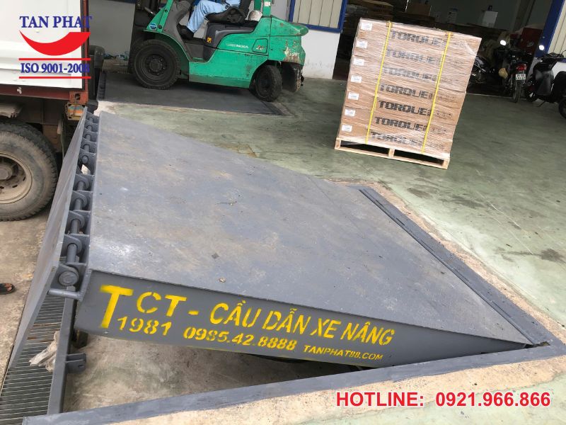 Dock Leveler tại Hưng Yên