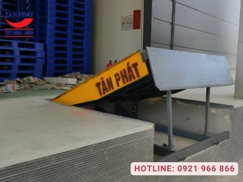Tuổi thọ trung bình của dock leveler và độ bền sàn nâng