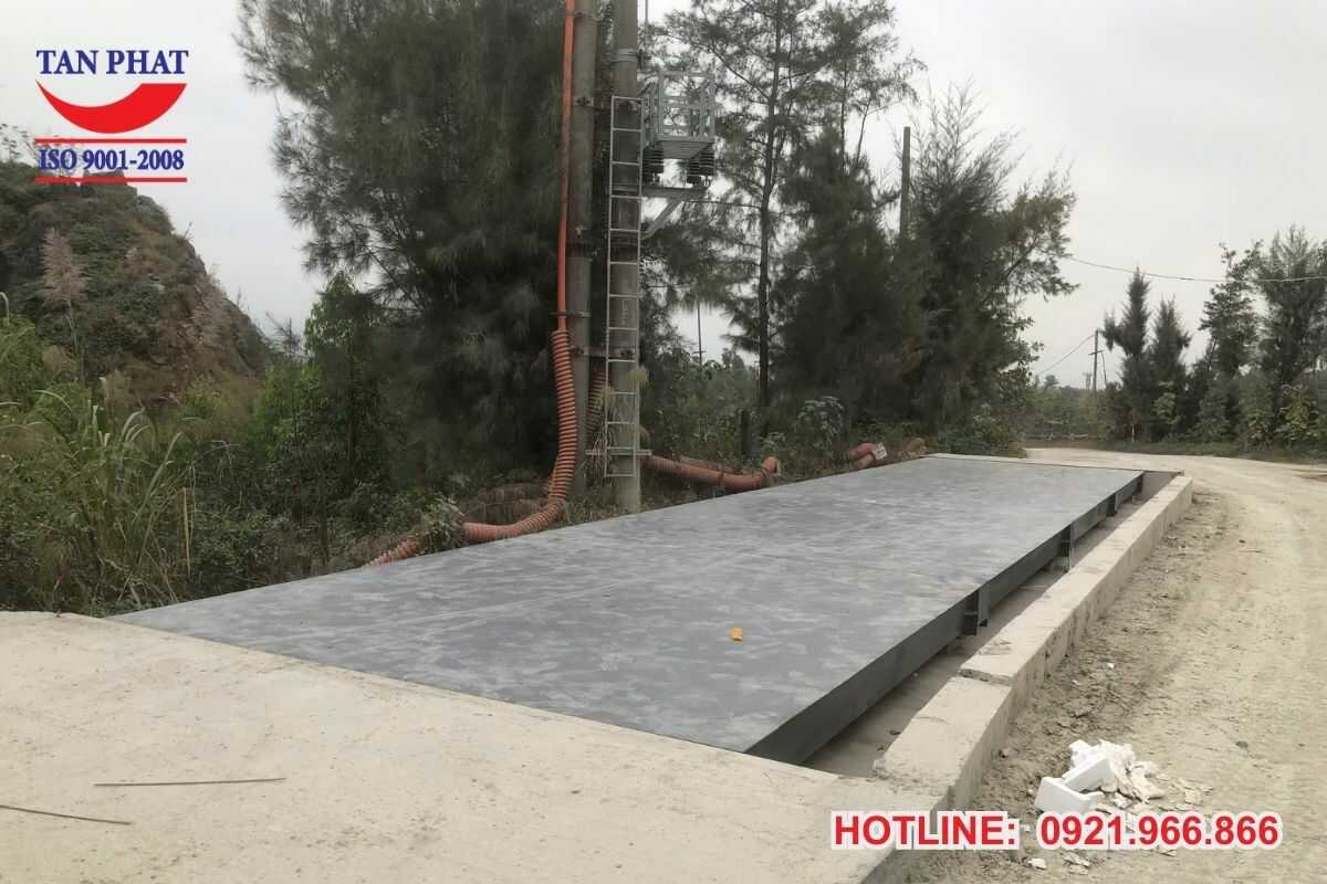 can-o-to-dien-tu-18x4m