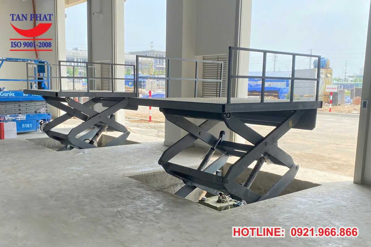 ban-nang-thuy-luc-2000kg-ban-nang-2-tan