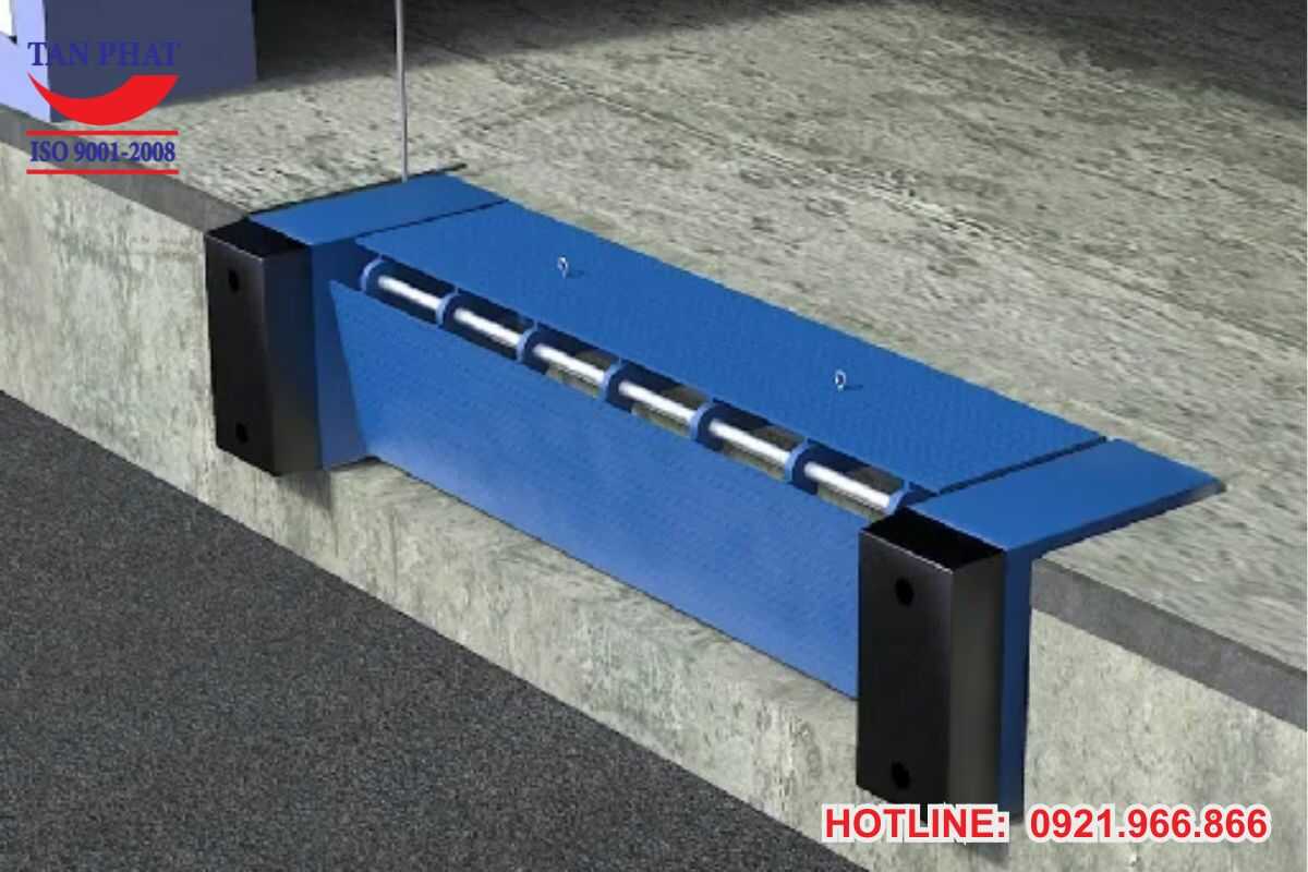 san-nang-thuy-luc-loai-nho-mini-dock-leveler