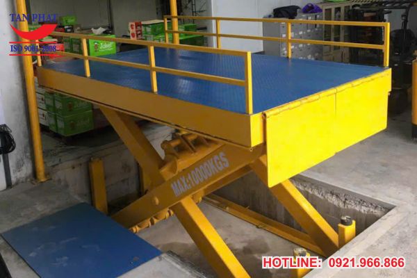 ban-nang-hang-thuy-luc-10-tan