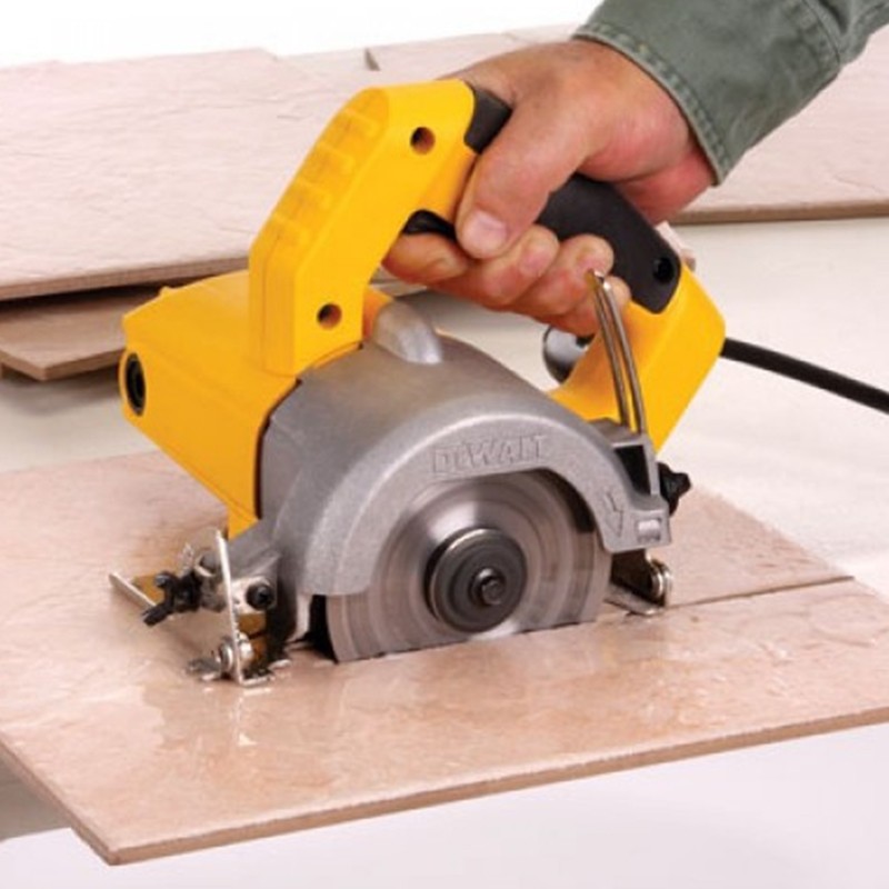 Máy Cưa Cầm Tay Dewalt DW862-B1