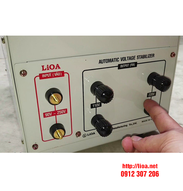 Ổn áp LIOA DRI-10000 giá bao nhiêu?