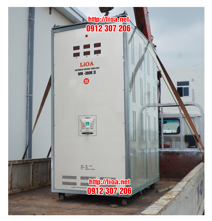 Ổn Áp LiOA 300kVA 3 Pha NM