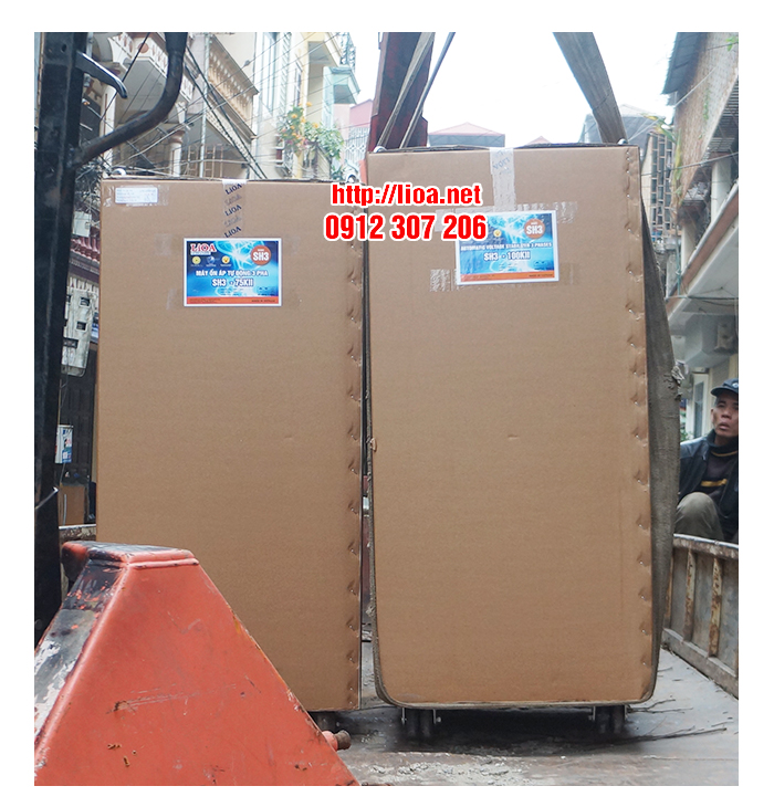 Ổn Áp LiOA 100kVA 3 Pha DR3
