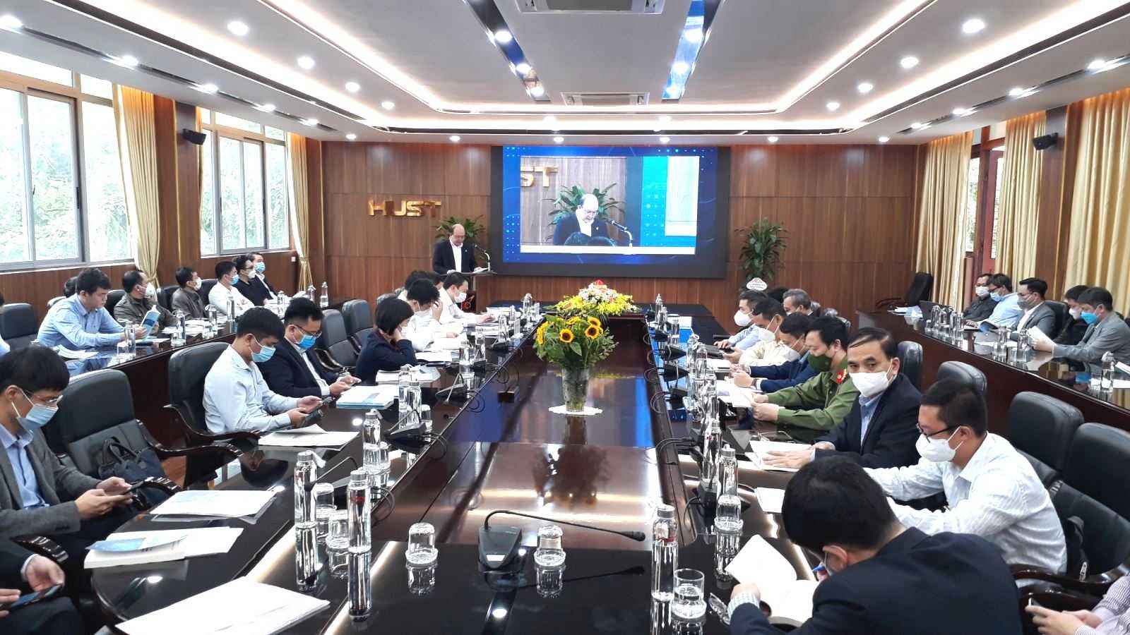 Tổng kết Chương trình khoa học và công nghệ trọng điểm cấp nhà nước “Nghiên cứu công nghệ và phát triển sản phẩm công nghệ thông tin phục vụ Chính phủ điện tử”
