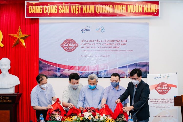 Ứng dụng vi lượng đất hiếm phát triển sản phẩm nông nghiệp theo hướng sạch, an toàn và bền vững
