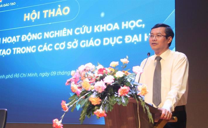Đẩy mạnh nghiên cứu khoa học, đổi mới sáng tạo trong trường đại học