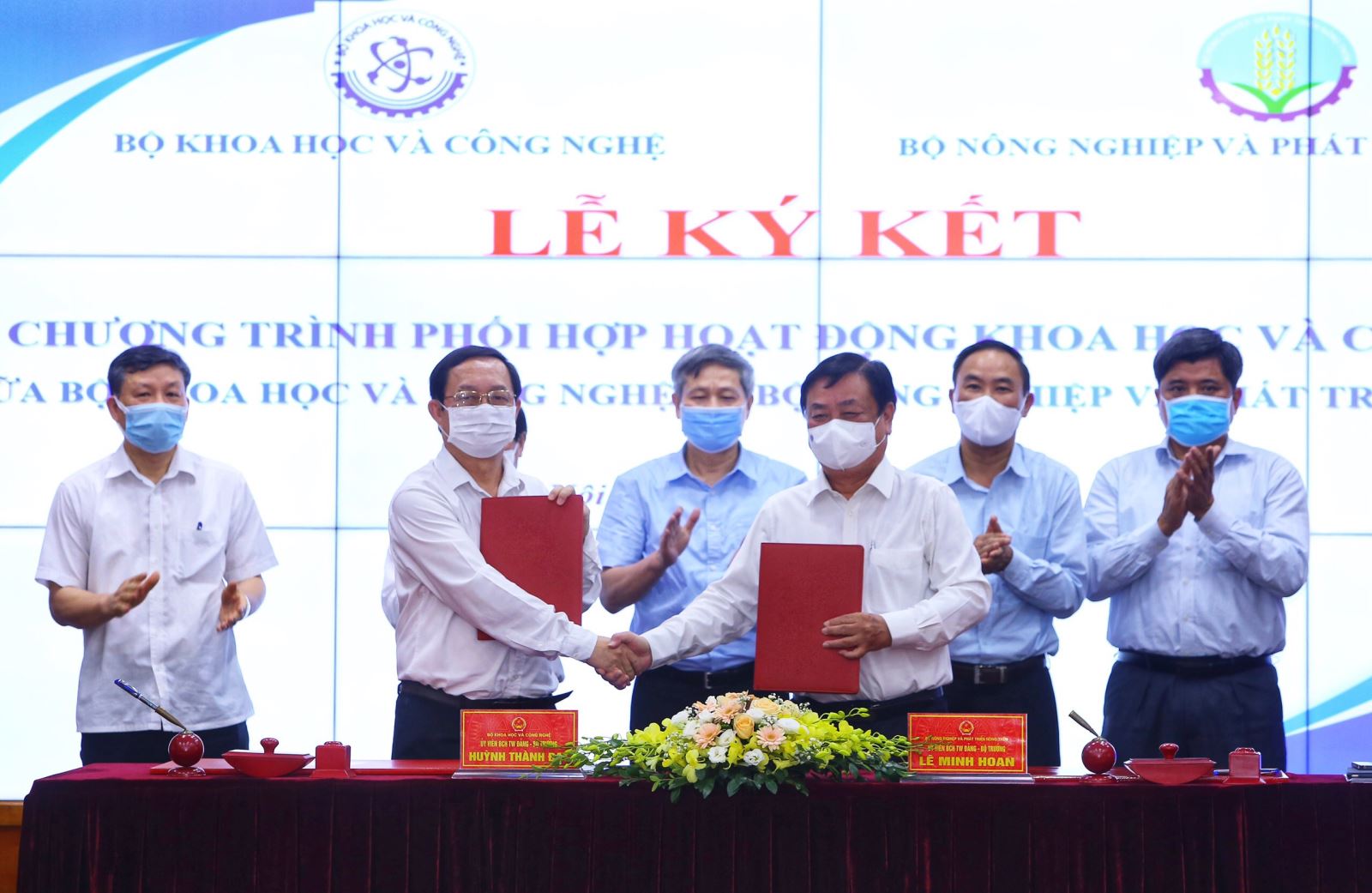 Bộ Khoa học và Công nghệ ký kết phối hợp hoạt động với Bộ Nông nghiệp và Phát triển nông thôn giai đoạn 2021-2030