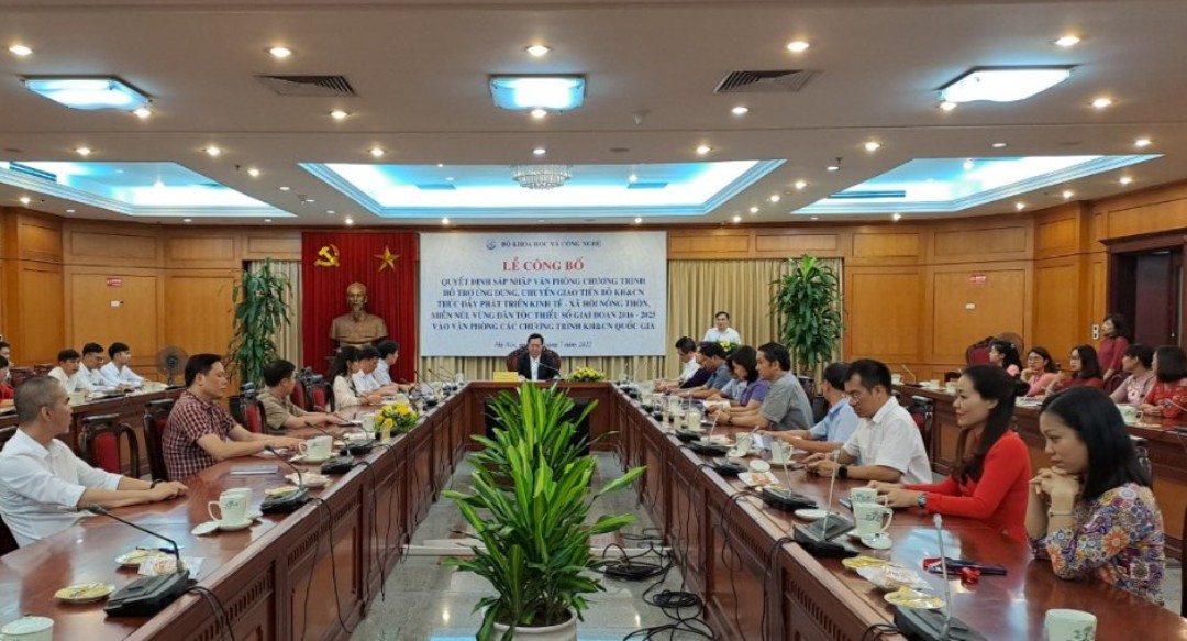 Lễ công bố sáp nhập Văn phòng Chương trình nông thôn miền núi vào Văn phòng các Chương trình khoa học và công nghệ quốc gia