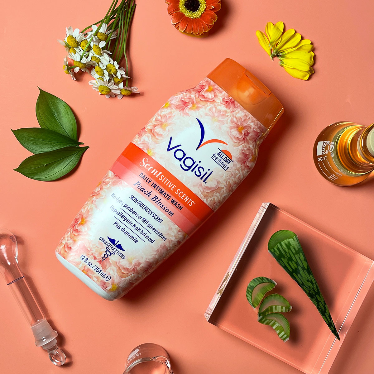 VAGISIL SCENTSITIVE SCENTS DAILY INTIMATE WASH PEACH BLOSSOM: Dung Dịch Vệ Sinh Dịu Nhẹ, Cân Bằng pH & Hương Hoa Anh Đào
