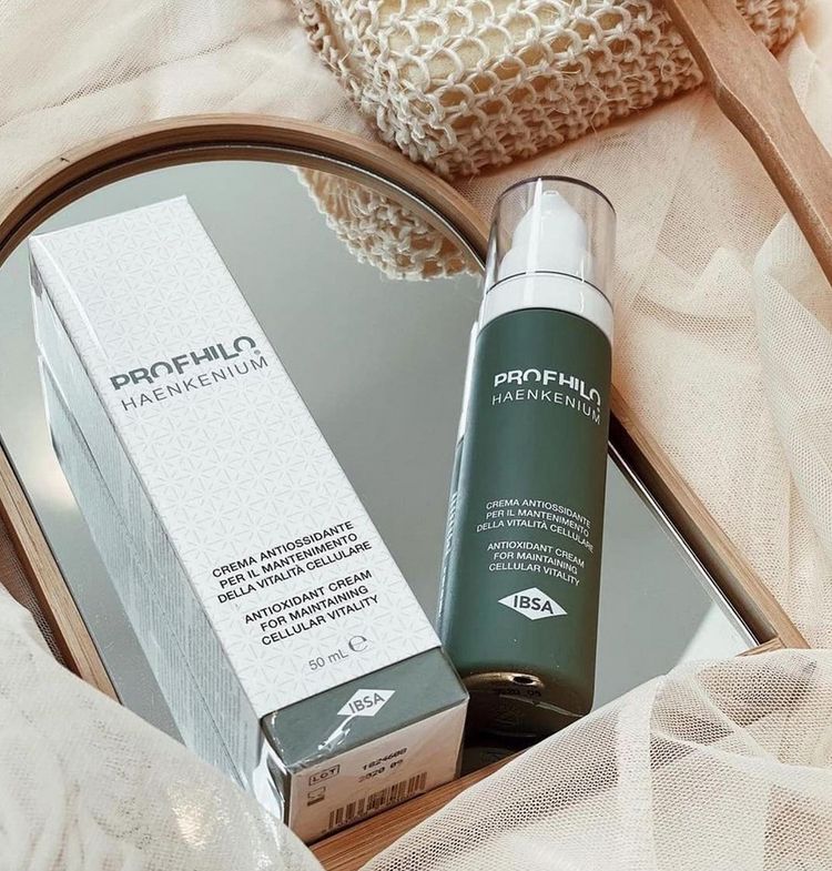 PROFHILO HAENKENIUM CREAM / KEM DƯỠNG ẨM CHUYÊN SÂU, PHỤC HỒI VÀ TRẺ HOÁ DA