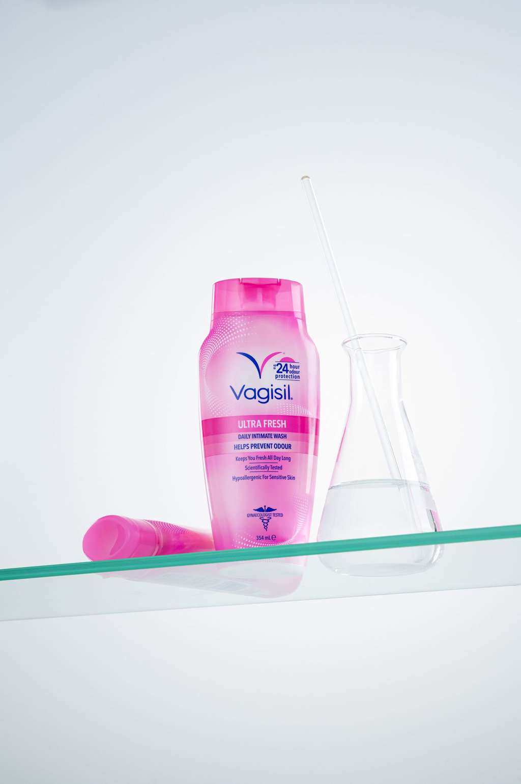 VAGISIL ULTRA FRESH DAILY INTIMATE WASH: Gel Vệ Sinh Phụ Nữ - Sạch Sâu, Ngăn Mùi 24h & Cân Bằng pH
