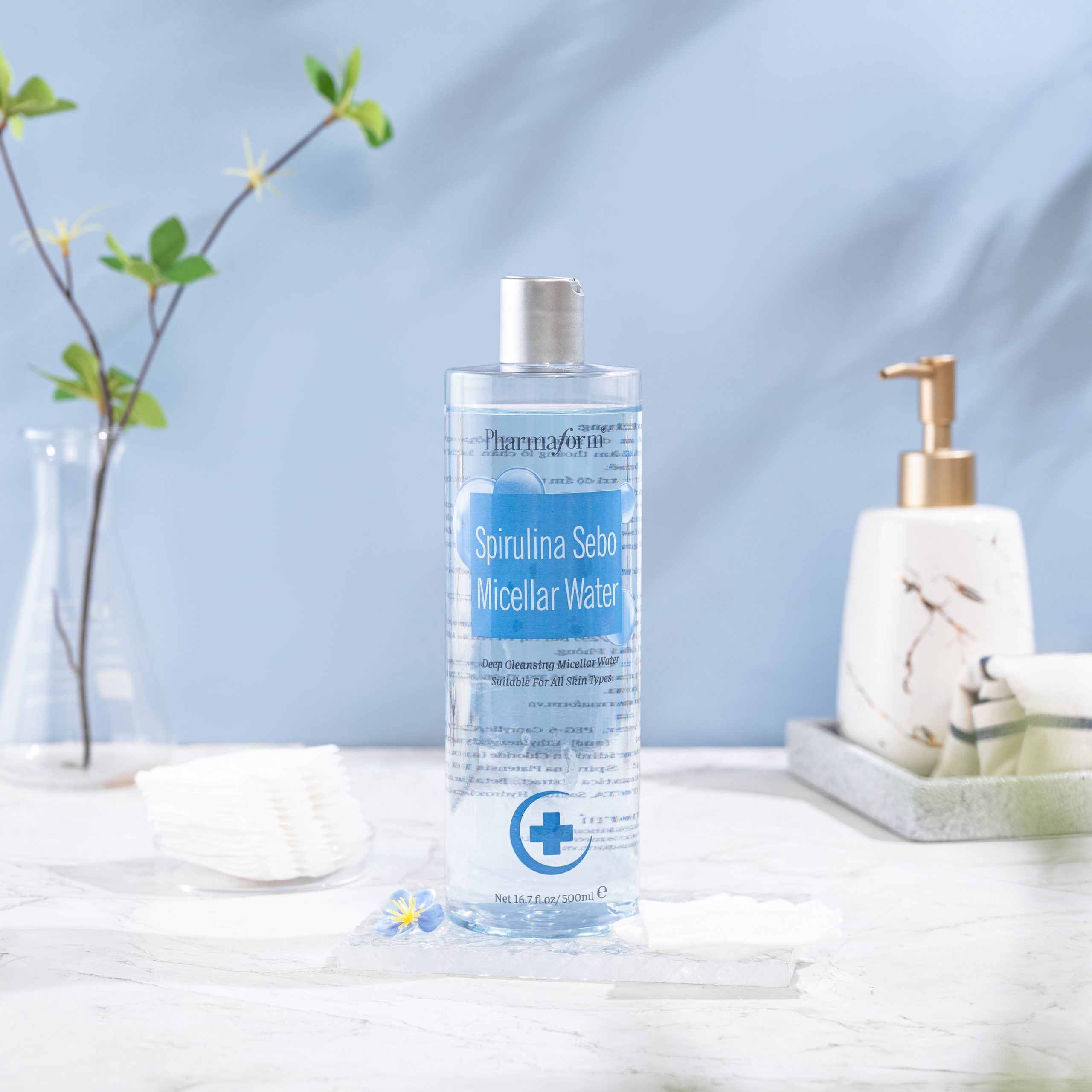 Pharmaform Spirulina Sebo Micellar Water: Nước Tẩy Trang Tảo Xoắn Cho Da Dầu Mụn & Nhạy Cảm