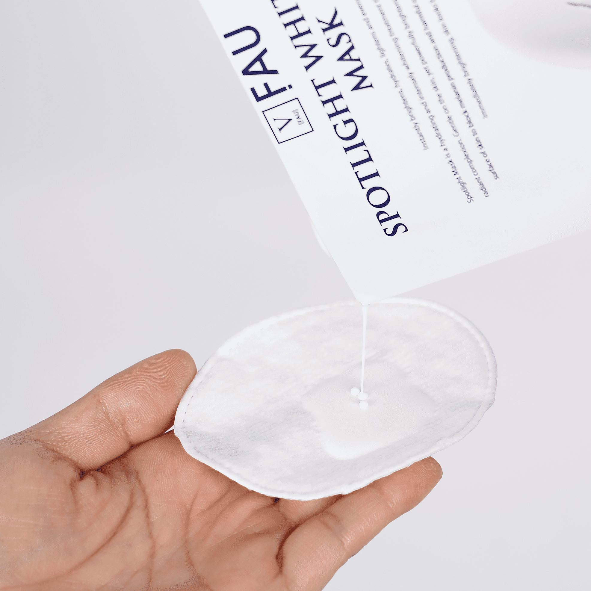 FAU Spotlight Whitening Mask – Mặt Nạ Dưỡng Sáng, Cải Thiện Đốm Sắc Tố Và Dưỡng Da Mịn Màng