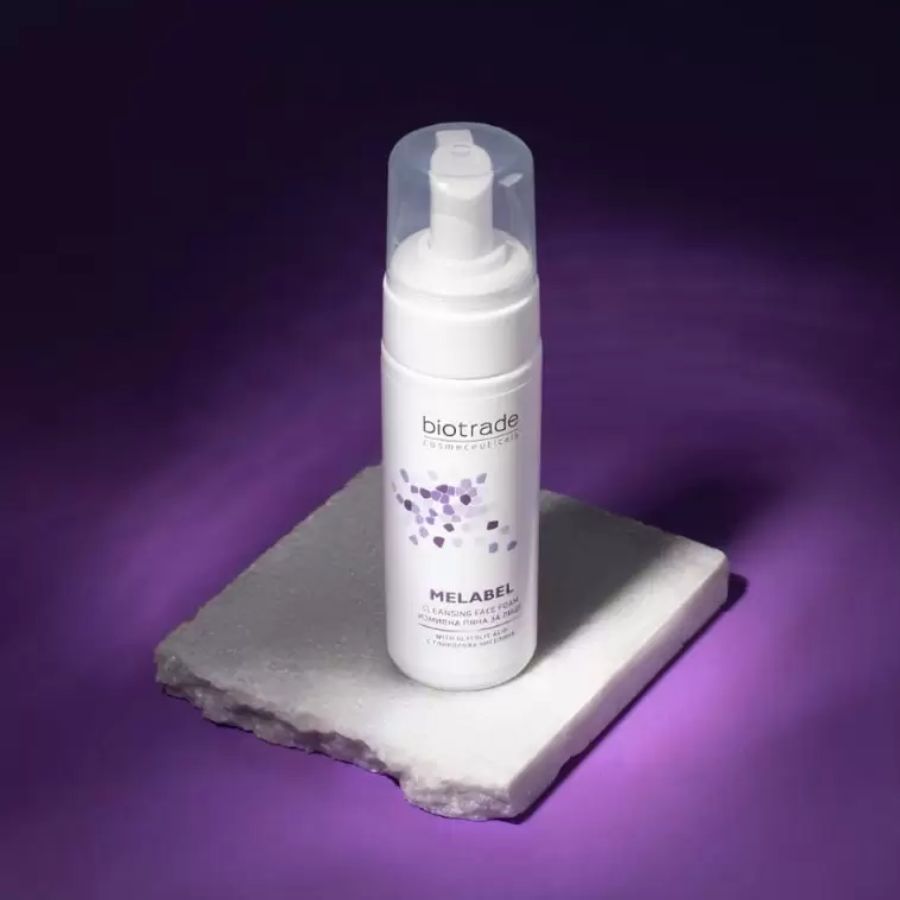 BIOTRADE MELABEL WHITENING CLEANSING FOAM / SỮA RỬA MẶT LÀM SÁNG