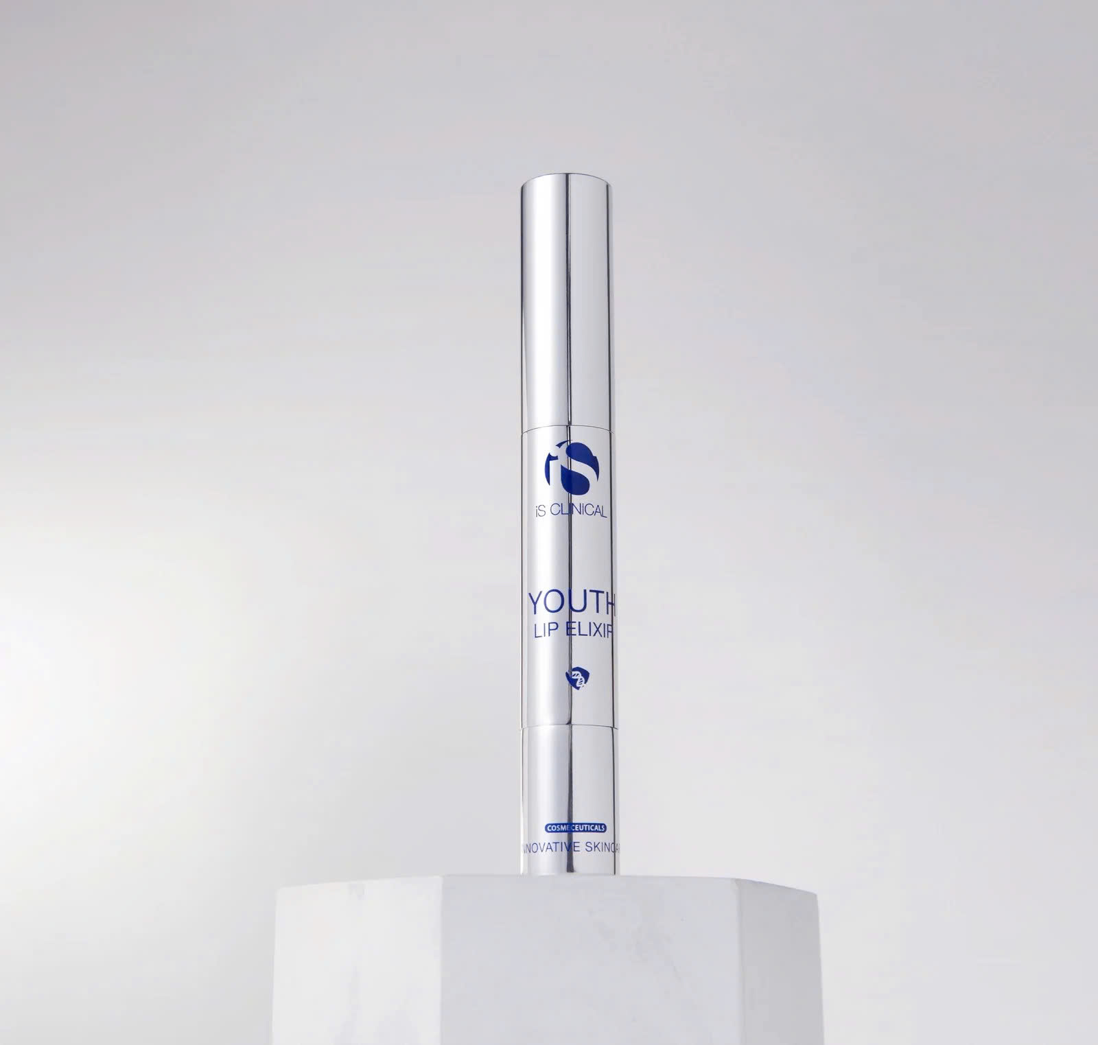 iS CLINICAL Youth Lip Elixir: Liệu Pháp Trẻ Hóa, Căng Mọng và Bảo Vệ Môi Toàn Diện