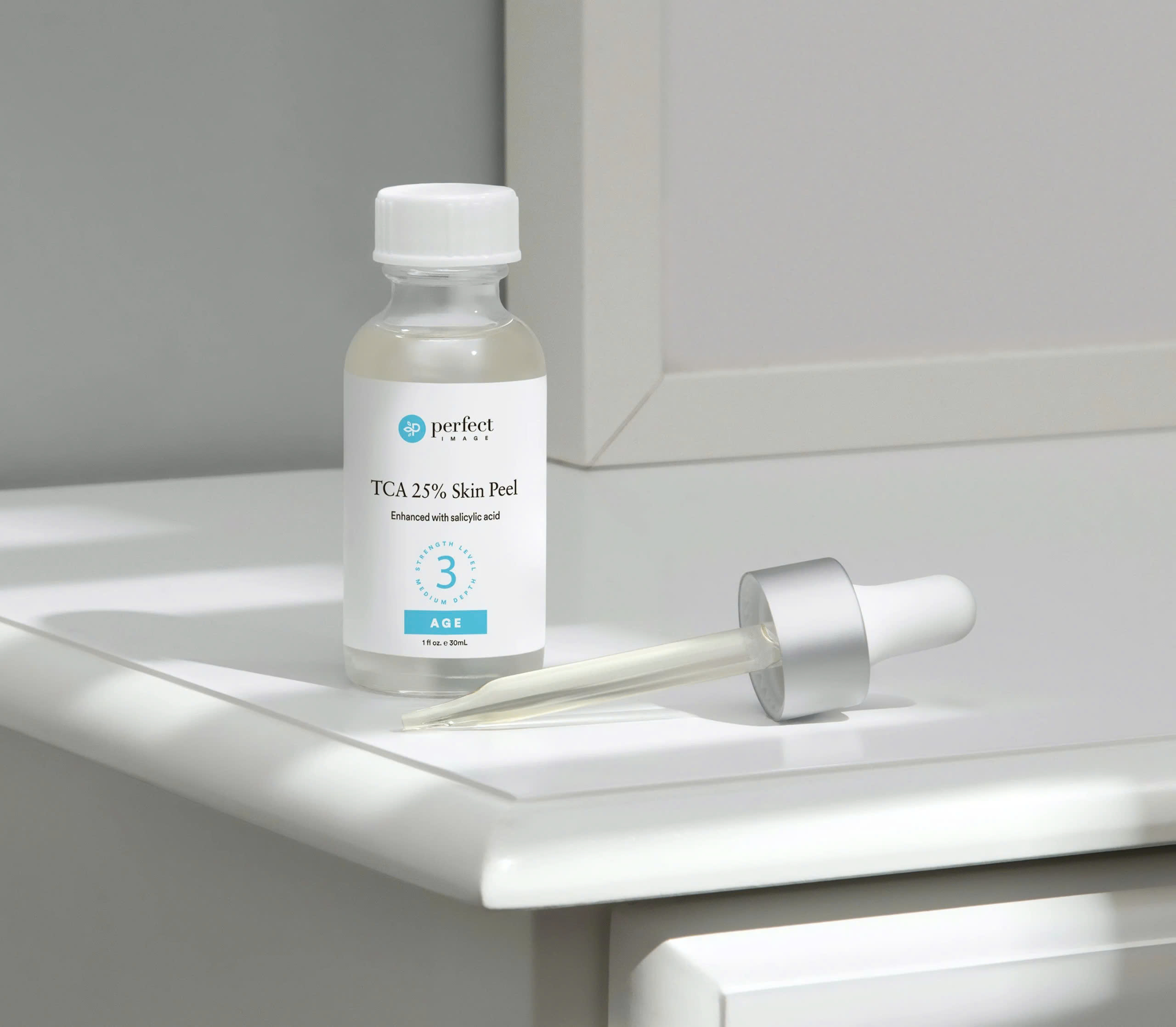 PERFECT IMAGE TCA 25% Skin Peel: Giải Pháp Thay Da Sinh Học Cấp Độ Mạnh – Đặc Trị Sẹo, Nếp Nhăn Sâu Và Nám Lâu Năm