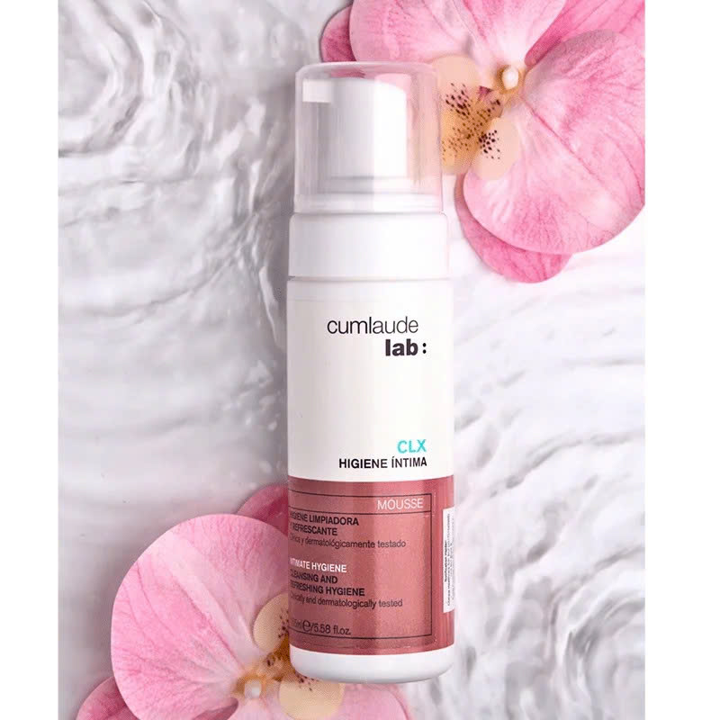 Cumlaude Lab CLX Intimate Hygiene Cleansing Mousse: Bọt Vệ Sinh Phụ Khoa  Làm Sạch Nhẹ Nhàng, Kháng Khuẩn & Bảo Vệ Vùng Kín