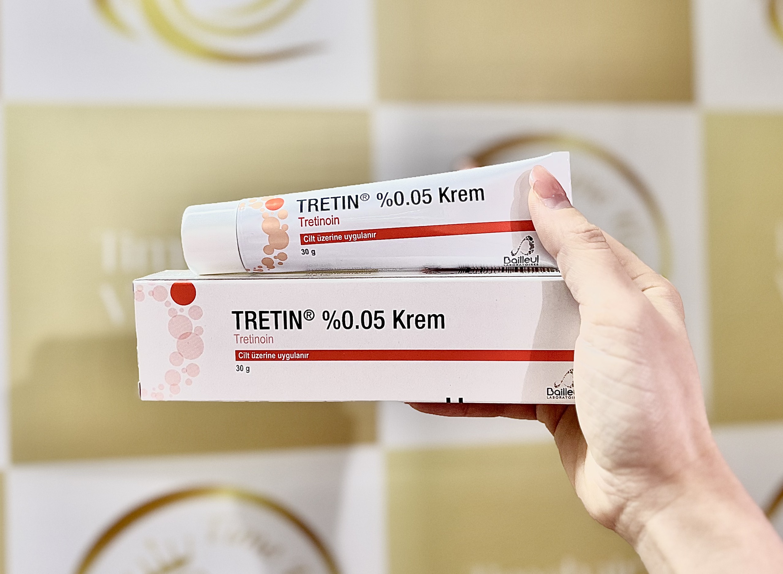 Bailleu Tretin Cream 0.05%: "Tiêu Chuẩn Vàng" Trong Điều Trị Mụn, Trẻ Hóa Da & Hiệu Chỉnh Sắc Tố